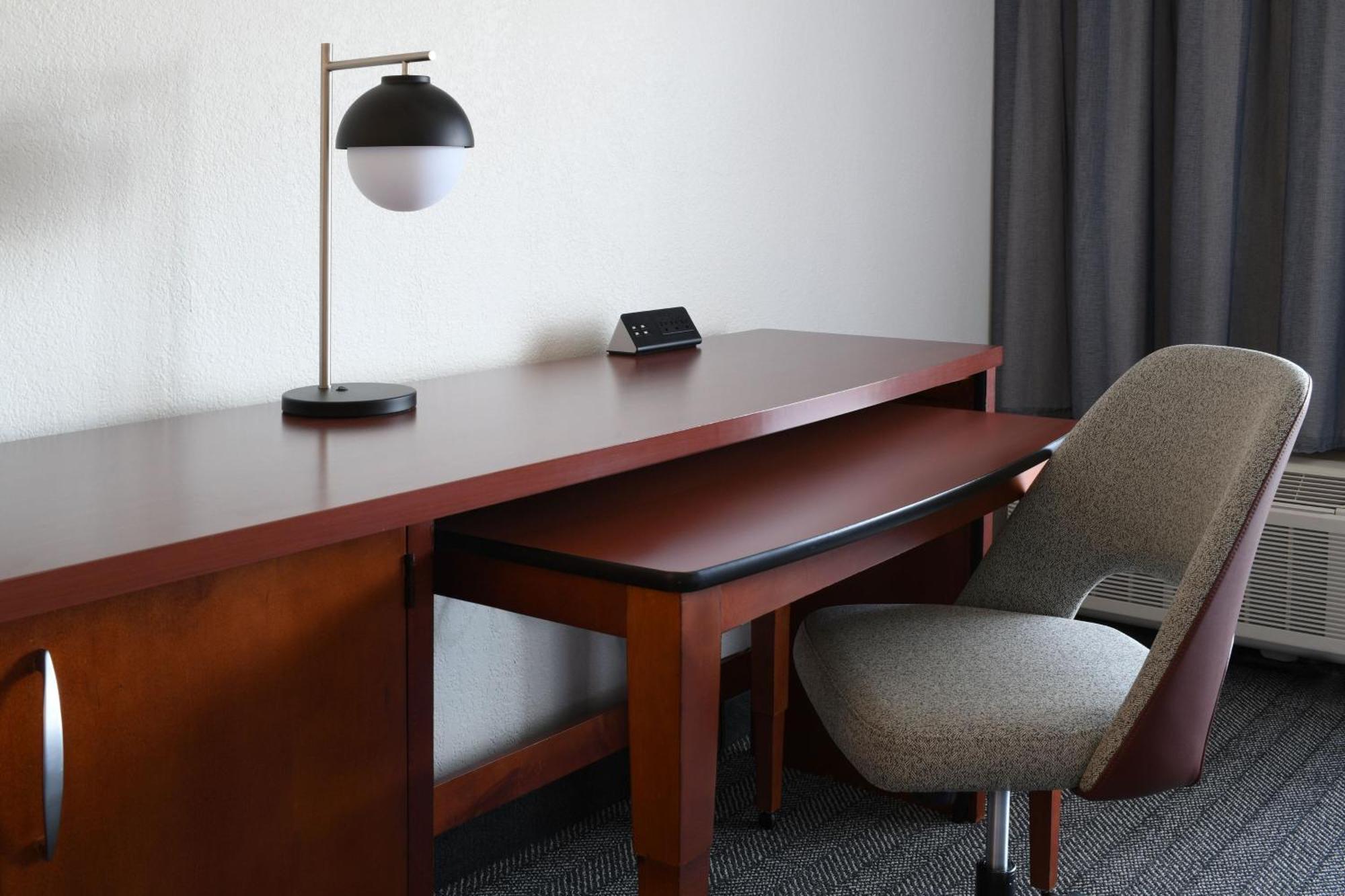 Courtyard Dallas Las Colinas Ървинг Екстериор снимка